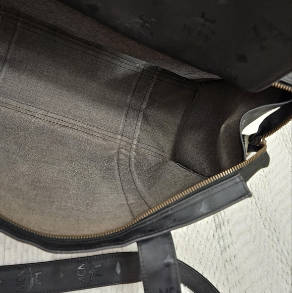 Authentic MCM Vintage Visetos Shoulder/Tote Bag in Black - Picture 13 of 16